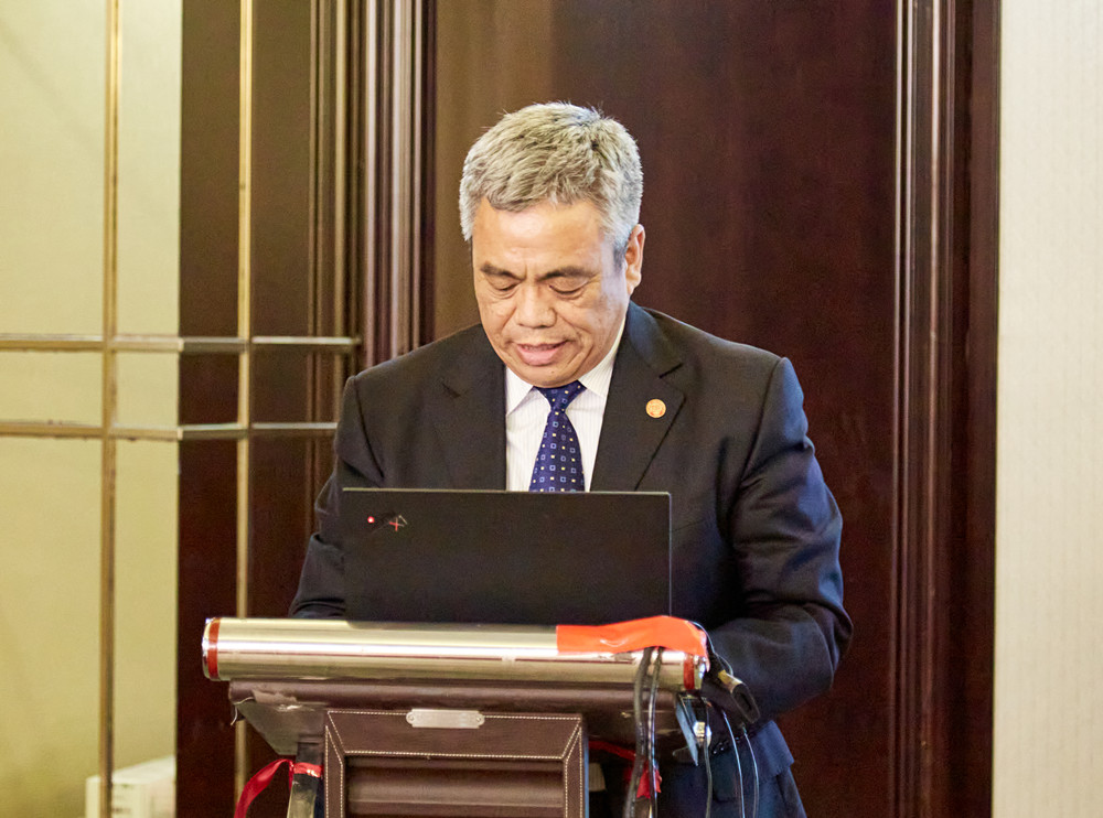 我校举行地理学科发展咨询会暨王家耀院士团队表彰会