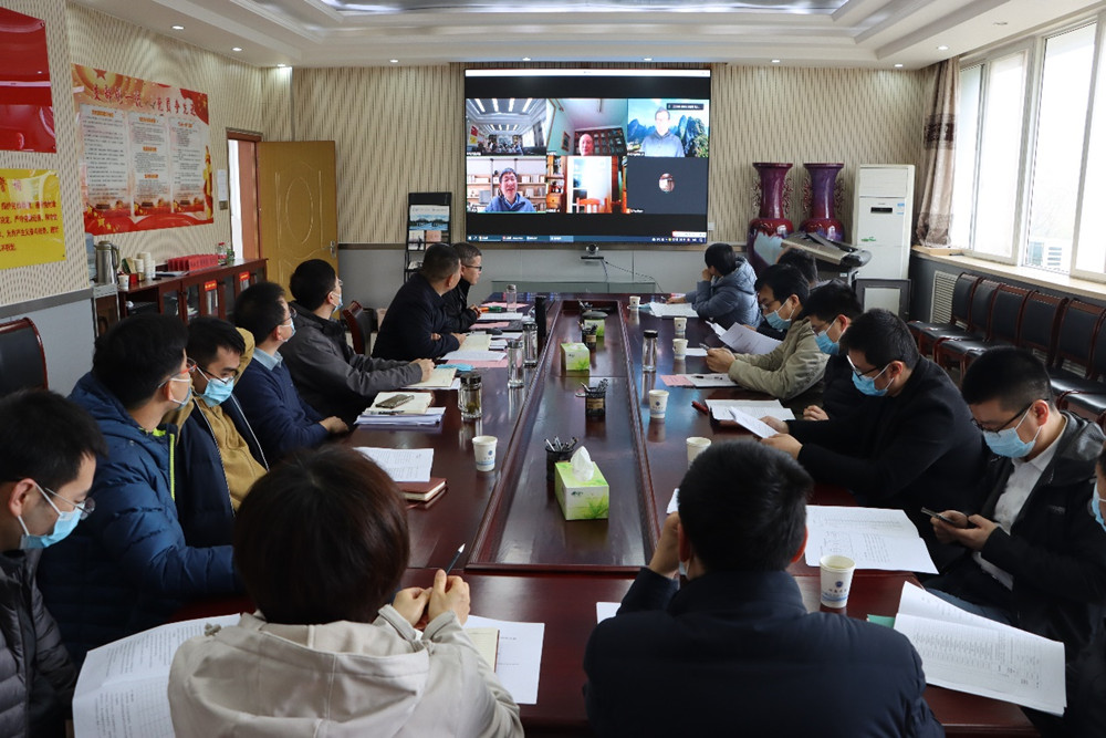 “明德计划”数学与应用数学专业拔尖人才实验班建设座谈会举行